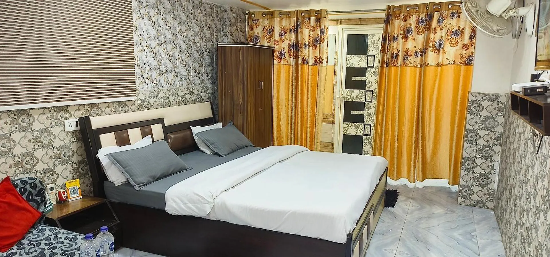 Apartman Traveller Guest House Váránaszi